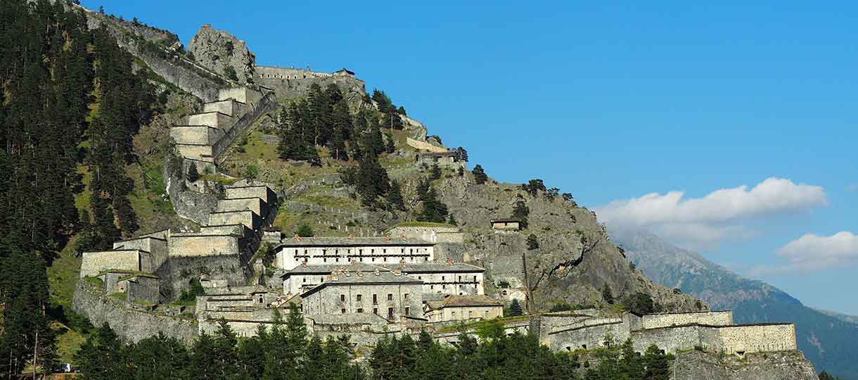 5 concerti estivi su Le strade dei forti a Pinerolo - Fondazione ...