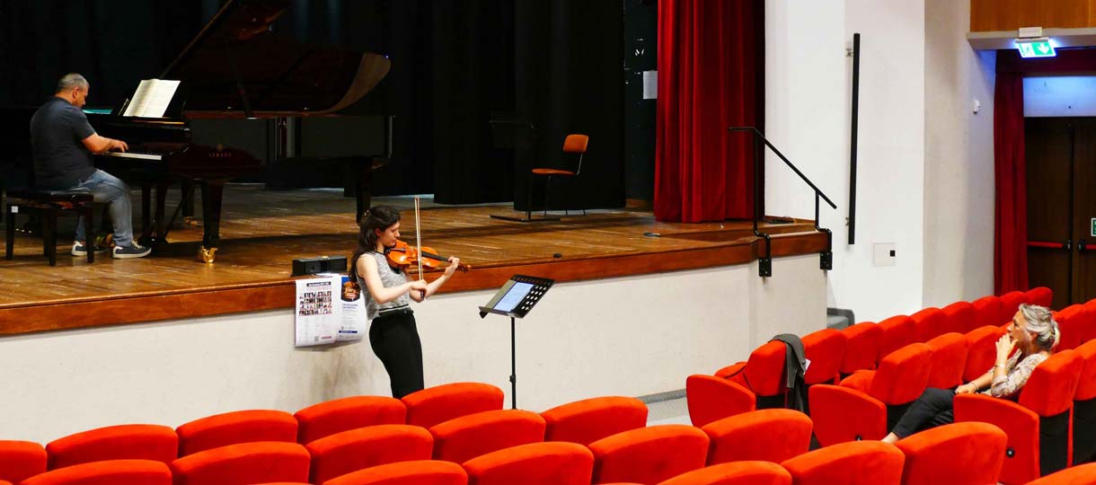 Enrico Pace lezione masterclass perfezionamento violino Tchakerian